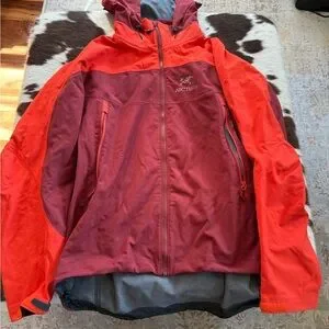 Arc'teryx Men's Red and Orange Jacket